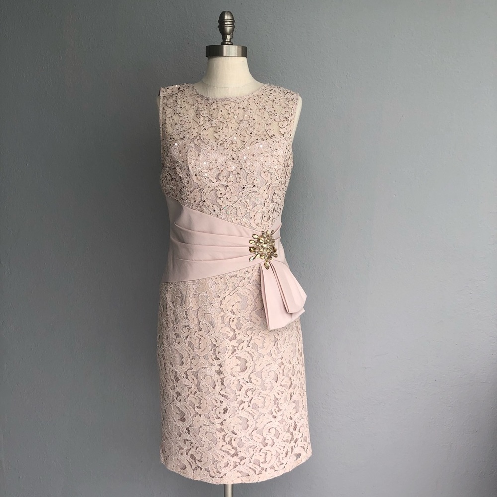 Eliza J lace & sequin sleeveless dusty pink dress